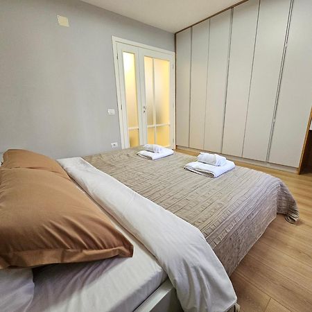 Valentino'S Nest Lägenhet Tirana Exteriör bild